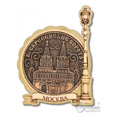 Магнит из бересты Москва-Воскресенские ворота Фонарь дерево